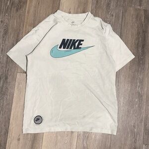Nike White and Blue Logo T-Shirt